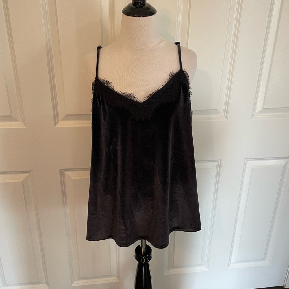 NWT Nine West velvet tank
